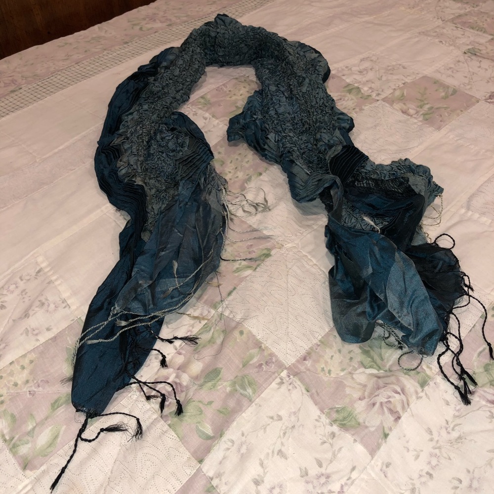 3/$20 Sevya Handmade scarf